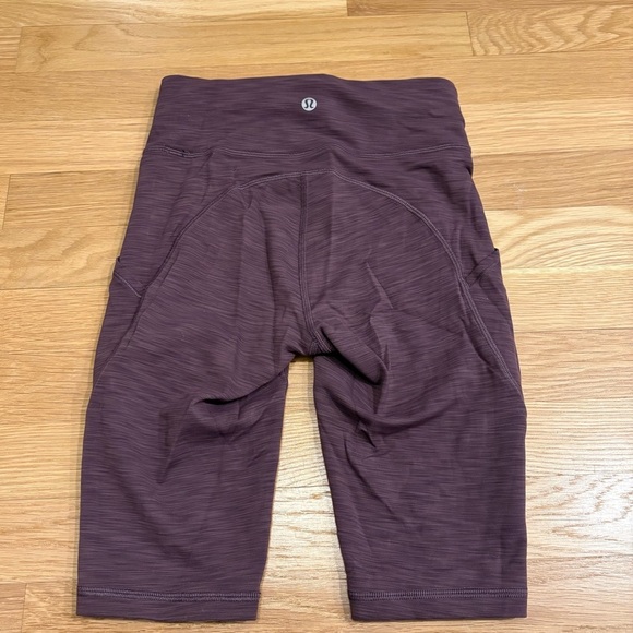 Lululemon Invigorate High-Rise Short 10” Heathered Black Currant Size 2 - Picture 8 of 10